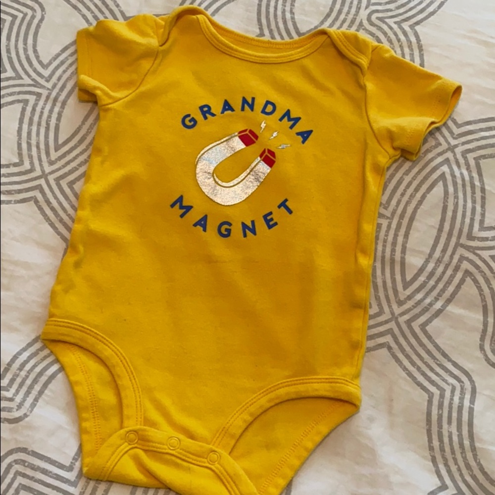 Like new grandma magnet onesie 18m